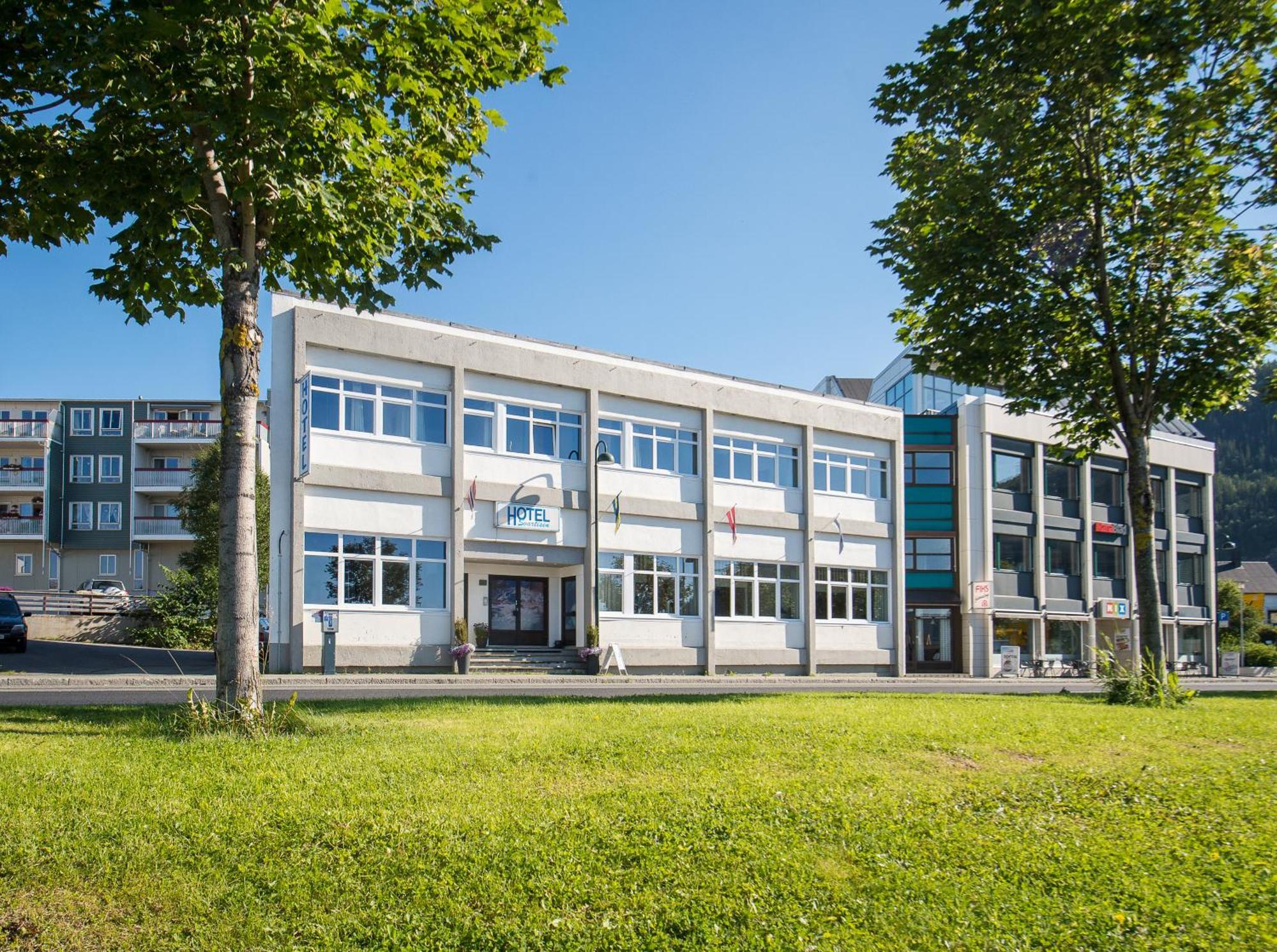 Hotel Svartisen Mo i Rana Bagian luar foto